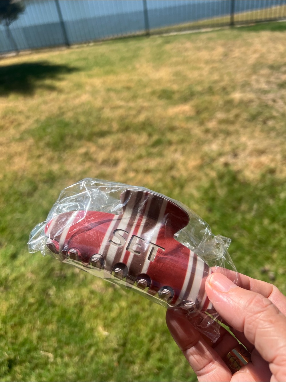 SET ACTIVE Claw Clip SWEET TEA. ***SOLD OUT***